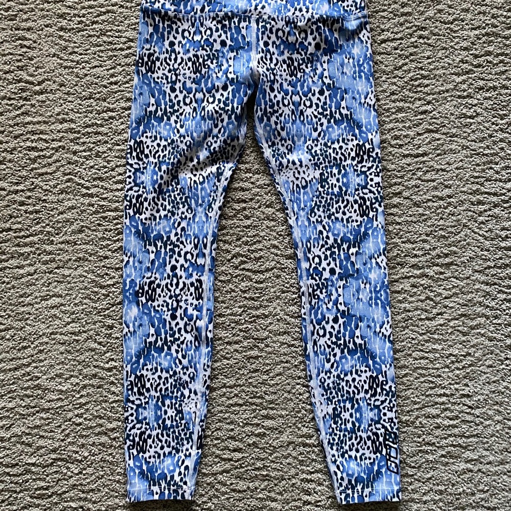 Lorna Jane Blue & Navy Leopard Leggings